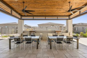 Outdoor kitchen & bbq